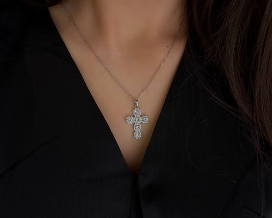 Collier Croix Élégance